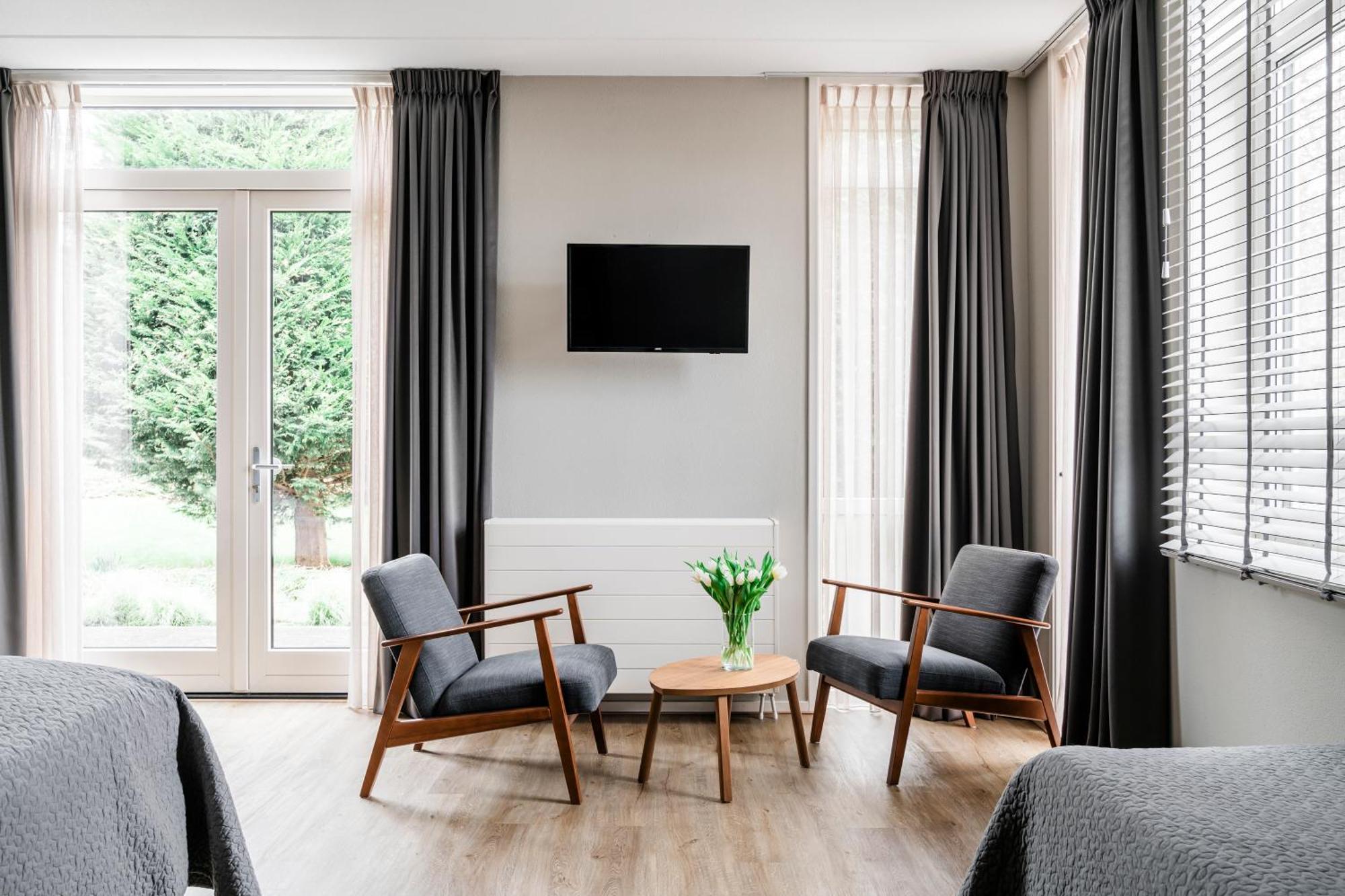 Bed and Breakfast De Logerie Энкхейзен Экстерьер фото